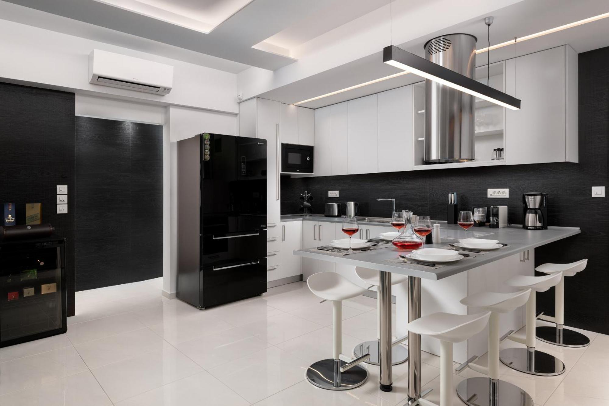 Rhodes Skyline Apartment *